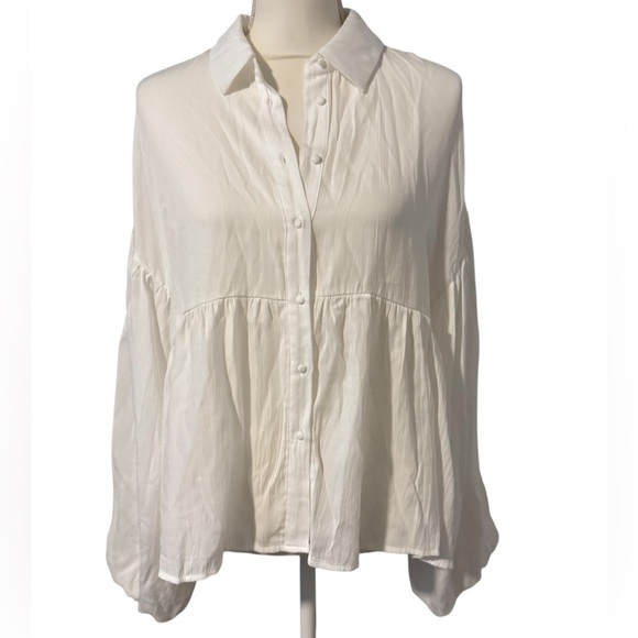 Altar'd State Tops - Altar'd State Soft White Babydoll Top | Very Good Condition